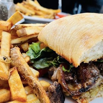 Grill Caliente - Mushroom Swiss burger - New American Near Me - Ruidoso, New Mexico