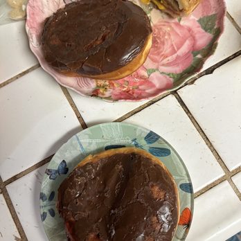 The Bears Den - Getting breakfast ready, per usual..... - Bakeries Near Me - Selma, California The Bears Den - Getting breakfast ready, per usual..... - Bakeries Near Me - Selma, California