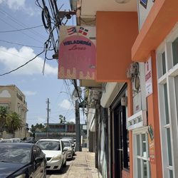 Heladeria Lares
