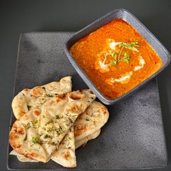 Samosa King - Butter Chicken with Garlic Naan