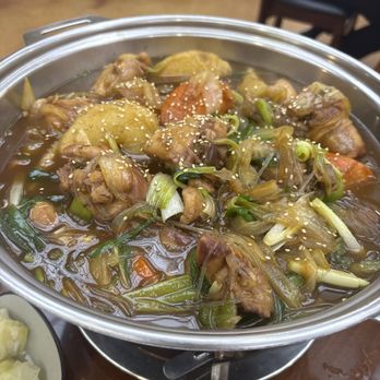 Jinsol Gukbap 8th - Jjimdak here is great, big portions and very tasty. They have a free lot too which is a huge plus - Korean Near Me - Los Angeles, California