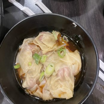 A & J Restaurant - Spicy Wonton w/Hot Red Sauce (Szechuan Style) - Taiwanese Near Me - Irvine, California A & J Restaurant - Spicy Wonton w/Hot Red Sauce (Szechuan Style) - Taiwanese Near Me - Irvine, California