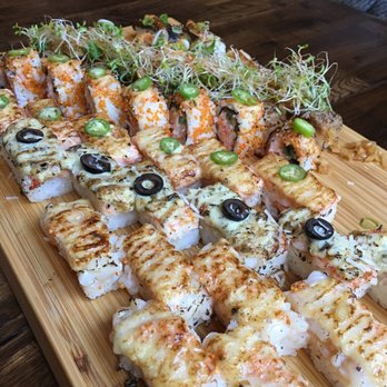 Green Leaf Cafe - Sushi Bars Near Me - Burnaby, British Columbia