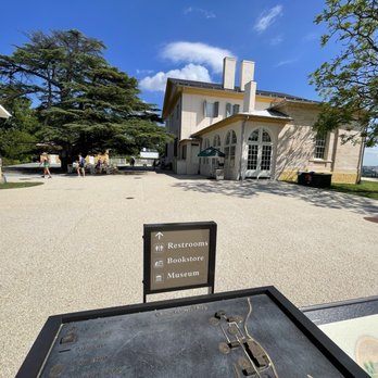 Arlington House - Landmarks & Historical Buildings Near Me Arlington House - Landmarks & Historical Buildings Near Me