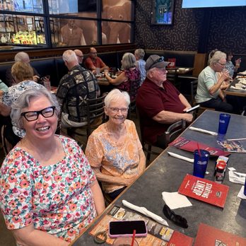 Baumhowers Victory Grille - Foley - Chicken Wings Near Me - Foley, Alabama