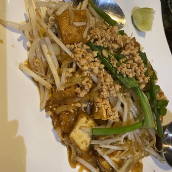 Thai Basil Signature - Pad Thai - Thai Near Me - Scottsdale, Arizona