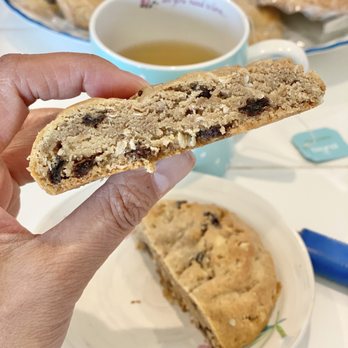 Chocolate Chip Cookie Company - Oatmeal Raisin - Bakeries Near Me - Las Vegas, Nevada Chocolate Chip Cookie Company - Oatmeal Raisin - Bakeries Near Me - Las Vegas, Nevada
