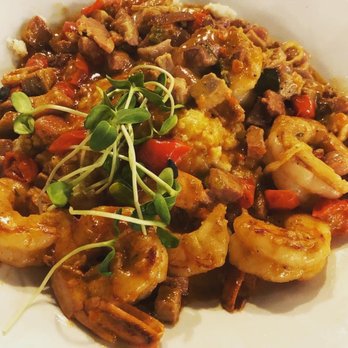 Rail & Rye - Shrimp/ crawfish and grits! - Pubs Near Me - Navasota, Texas