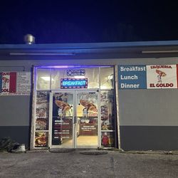 Taqueria El Goldo - The restaurant via outside.