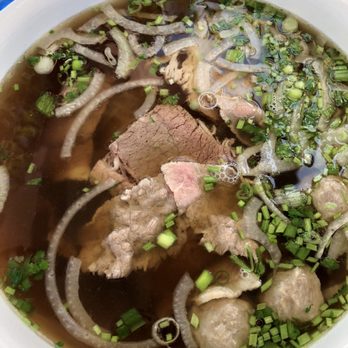 Super Super Restaurant - Combination pho - Vietnamese Near Me - Berkeley, California