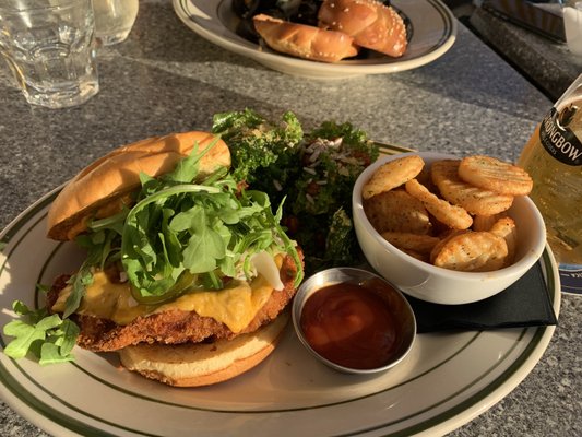 Mira Mira Diner by null