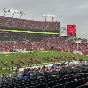 Raymond James Stadium - Stadiums & Arenas Near Me - Tampa, Florida