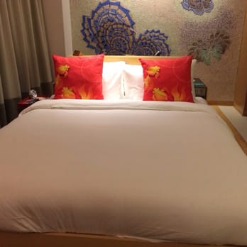 港島英迪格酒店 - Comfy bed alert! - Hotels Near Me - Hong Kong, HK
