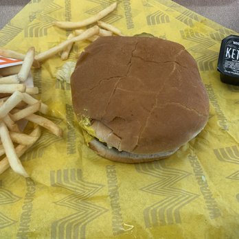 Whataburger - Fresh - Burgers Near Me - Lynn Haven, Florida Whataburger - Fresh - Burgers Near Me - Lynn Haven, Florida