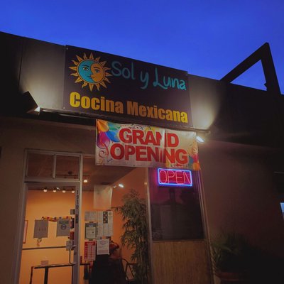Sol y Luna Cocina Mexicana by null