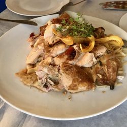 Oomboon Restaurant - Half chicken with pasta