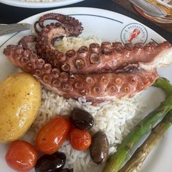 Casa da Lagosta - Octopus, arms, better than in Italy. So tender, practically melts in your mouth.