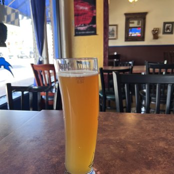 Haus Murphy's - Hefeweizen (draft) - German Near Me - Glendale, Arizona