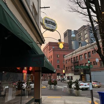 Jake's Famous Crawfish - Exterior - Seafood Near Me - Portland, Oregon