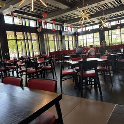 P.F. Chang's - Inside