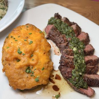 Roots Seasonal Cuisine - New American Near Me - Lee's Summit, Missouri
