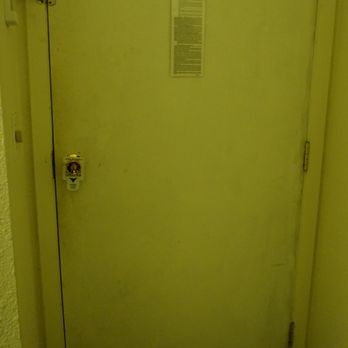 Hotel Coral Reef - Door is pretty dirty/banged up - Hotels Near Me - Kapaa, Hawaii Hotel Coral Reef - Door is pretty dirty/banged up - Hotels Near Me - Kapaa, Hawaii