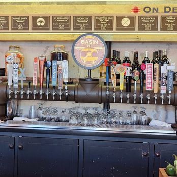 Basin 141 - Gastropubs Near Me - Monrovia, California