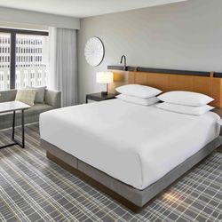 Hyatt Regency Atlanta - King Balcony Room