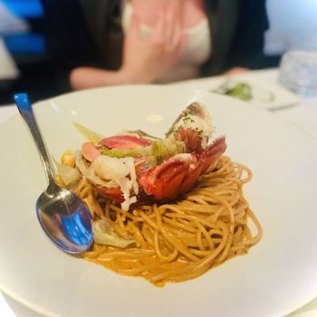 Lulou's Restaurant - Maine Lobster Spaghetti / A là Joe Beef / nothing else needed - amazing - American Near Me - Reno, Nevada Lulou's Restaurant - Maine Lobster Spaghetti / A là Joe Beef / nothing else needed - amazing - American Near Me - Reno, Nevada