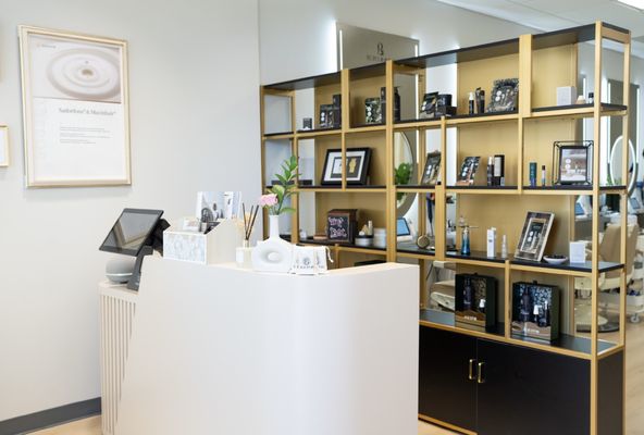 Book your Head Spa now! - Improve scalp health! Luxury treatments with organic care.