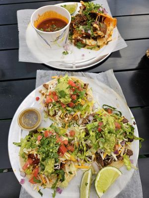 La Capital Tacos by null