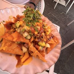 Ahi nachos Ahi nachos