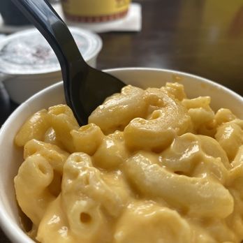 Bojangles -  a bowl of macaroni and cheese - Fast Food Near Me - St Augustine, Florida