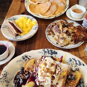 The Birch Door Cafe - French toast, eggs and sausage, apple cinnamon pancakes, breakfast potatoes - Breakfast & Brunch Near Me - Bellingham, Washington The Birch Door Cafe - French toast, eggs and sausage, apple cinnamon pancakes, breakfast potatoes - Breakfast & Brunch Near Me - Bellingham, Washington