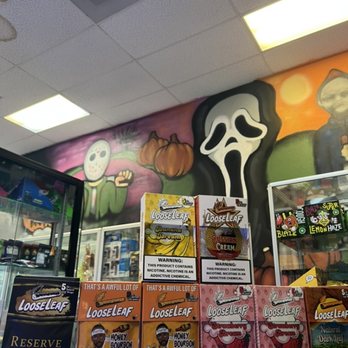 Bullyz Smoke Shop - Tobacco Shops Near Me - Riverside, California