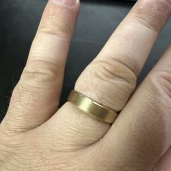 ArtGold - 18k gold ring - Jewelry Near Me - Everett, Massachusetts