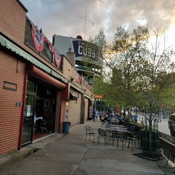 Murphy's Bleachers - Sports Bars Near Me - Chicago, Illinois Murphy's Bleachers - Sports Bars Near Me - Chicago, Illinois