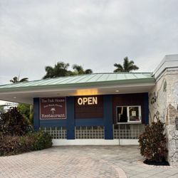 Juno Beach Fish House - Exterior