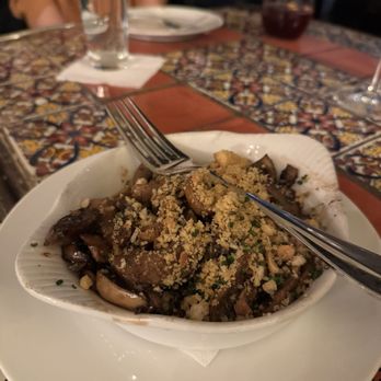 Casa Córdoba - Mushrooms - Spanish Near Me - Montrose, California Casa Córdoba - Mushrooms - Spanish Near Me - Montrose, California