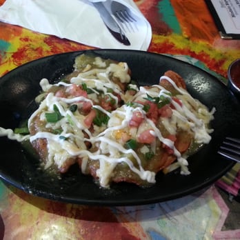 Estrella Negra - Chorizo empanadas - Mexican Near Me - Chicago, Illinois