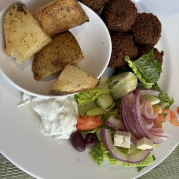 Zorba's Grill - Falafel Platter - Mediterranean Near Me - Occoquan, Virginia