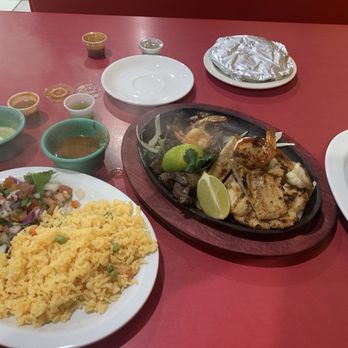 Delicious Birria - Fiesta Combo/ 'Party' Combo - Tacos Near Me - Houston, Texas