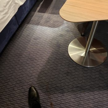 Express by Holiday Inn - Size of the stain - Hotels Near Me - London, XGL