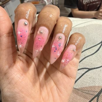 Le Lani Nail Spa - Nail Salons Near Me - Los Angeles, California Le Lani Nail Spa - Nail Salons Near Me - Los Angeles, California