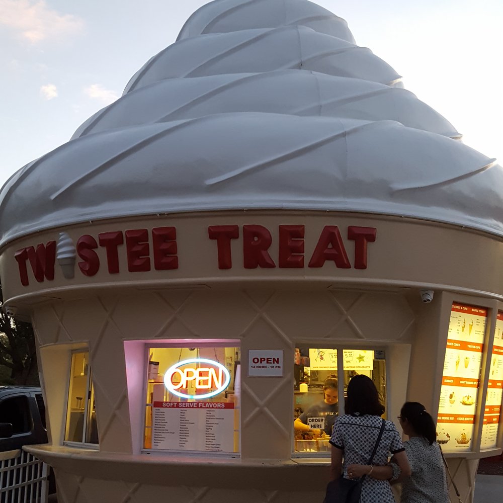 Twistee Treat - Outside - Ice Cream & Frozen Yogurt Near Me - Clermont, Florida Twistee Treat - Outside - Ice Cream & Frozen Yogurt Near Me - Clermont, Florida
