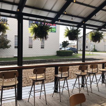 Onyx Coffee Lab - Outside seating area - Coffee & Tea Near Me - Rogers, Arkansas Onyx Coffee Lab - Outside seating area - Coffee & Tea Near Me - Rogers, Arkansas