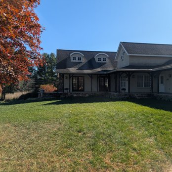 Good Spirit Farm - Wine Tasting Room Near Me - Round Hill, Virginia Good Spirit Farm - Wine Tasting Room Near Me - Round Hill, Virginia