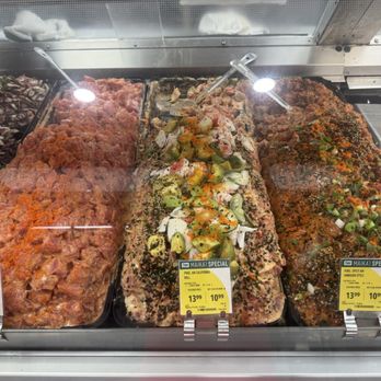 Foodland - Poke Bar - Grocery Near Me - Honolulu, Hawaii Foodland - Poke Bar - Grocery Near Me - Honolulu, Hawaii