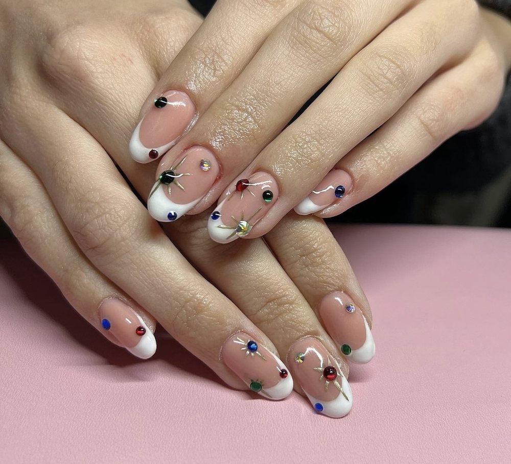 GLOW Updated September 2024 20 Photos 920 N Main St, Greenville