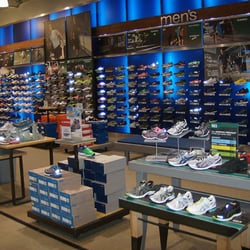 DICK'S Sporting Goods